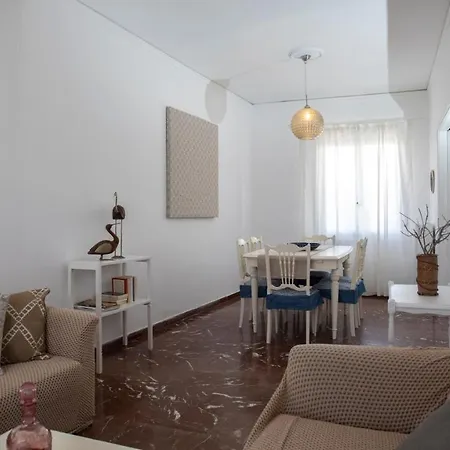 Aretis Apartment- At The Foothills Of The Castle